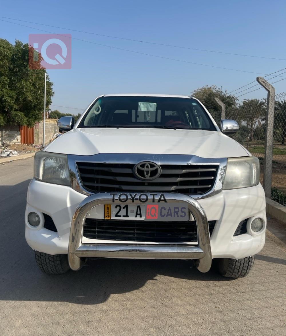 تويوتا هايلوكس